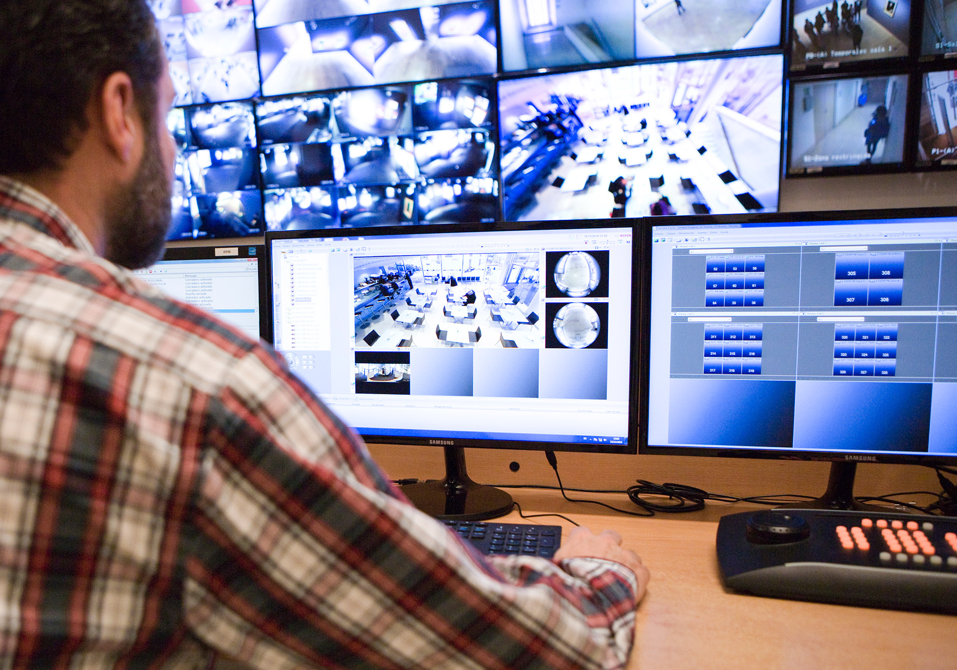 How a museum protects some of the world's finest pieces of art Help